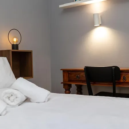 Апартаменты Patio & Acropolis View 2-bd Retreat *